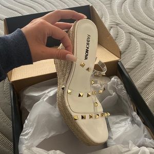 Fashion nova wedges